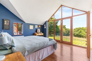 Photo 31- click for photo gallery